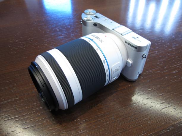 Смарт камерата на samsung nx300 беше представена преди ces 7