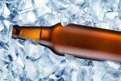 empresa britânica brilhante inventa máquina que resfria cerveja quente em segundos resolve problemas de consumo de energia tecnologia de refrigeração