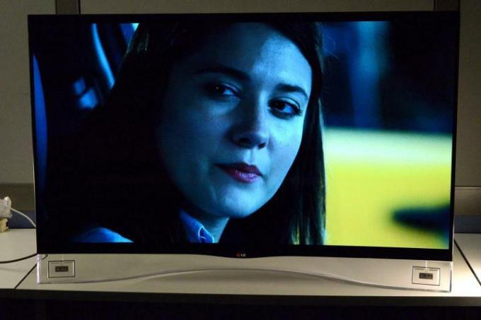 LG 55EA9800 frontal OLED curvo 2