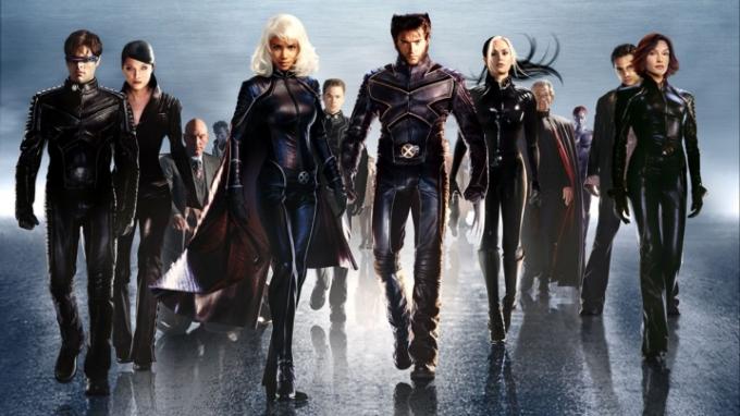 De verschillende leden van de X-Men in kostuum.