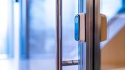 Dabar galima įsigyti naują saugų „Xfinity“ namų vaizdo įrašų durų skambutį