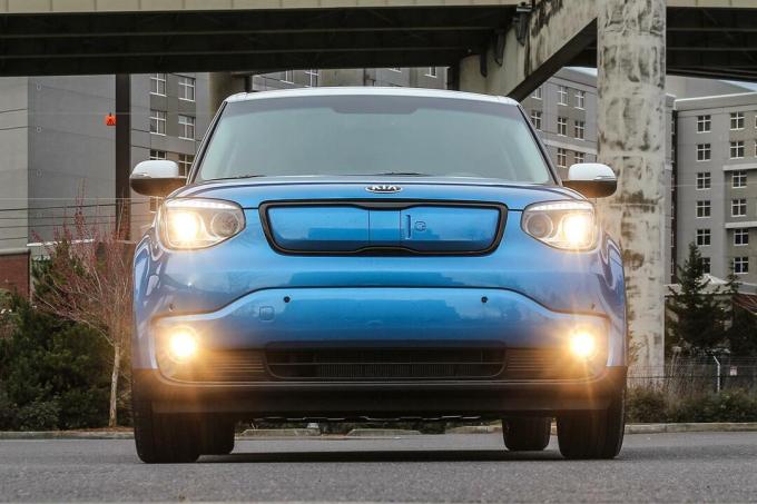 Обзор kia Soul EV 2015 года, передняя часть v2