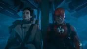 Flashs sista trailer visar Batman, Supergirl och världar som kolliderar