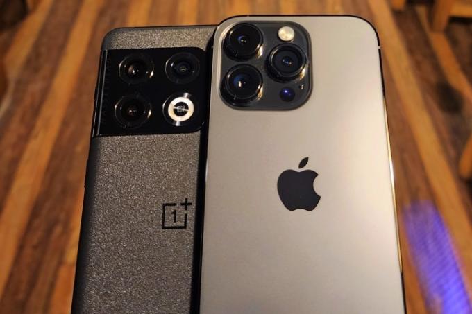 iPhone 14 Pro ile OnePlus 10 Pro