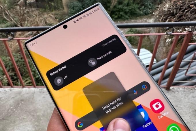 Aplikacija za vlečenje in spuščanje v lebdečem pogledu na Samsung Galaxy S22 Ultra.