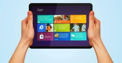 Imaginer-Nokia-iPad-détruisant-une-tablette-Windows-8