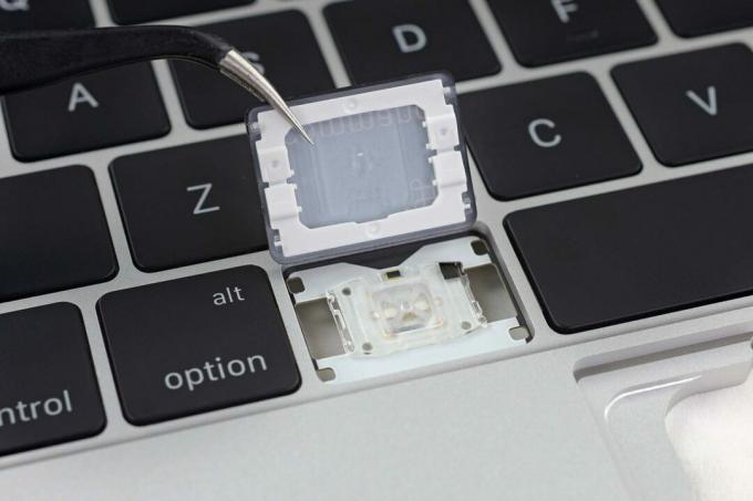 MacBook Kelebek Klavye