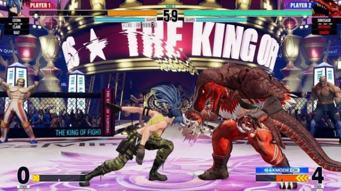 King of Fighters XV 레오나와 King of Dinosaurs의 전투 스크린샷.