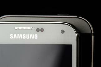 HTC One M8 vs Samsung Galaxy S5