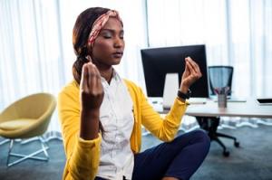 Meditujte v kanceláři s aplikací Headspace