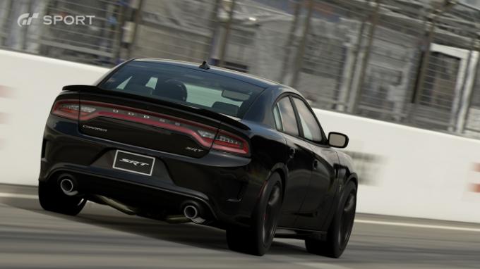 come Gran Turismo Sport rende le auto fantastiche con lo schermo HDR GTS Dodge Charger SRT Hellcat 2015 02