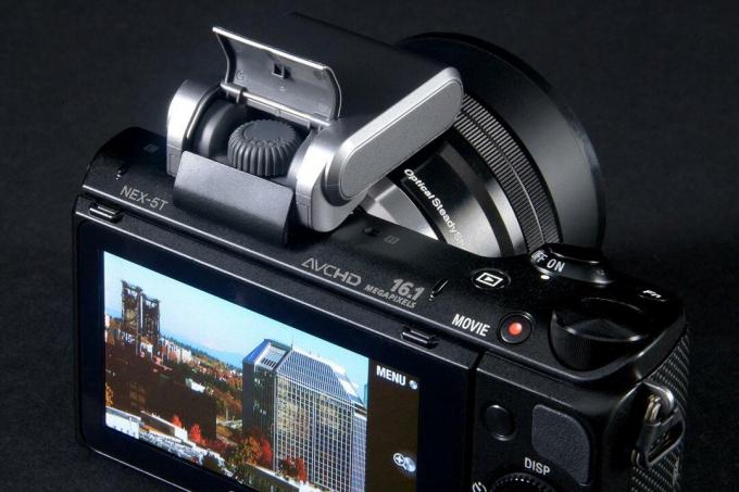 Blitzknopf der Sony NEX 5T-Kamera
