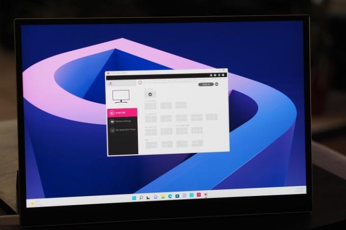 LG gram +view IPS bærbar skærm displayvisning med software på skærmen.