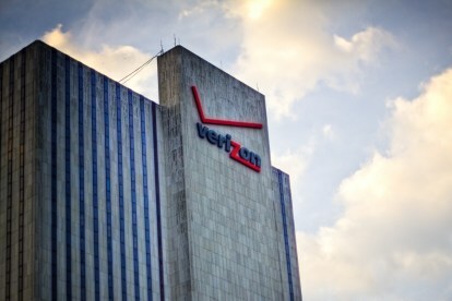 verizon avskjærer landlige kunder som nettopp spiste time warner v2