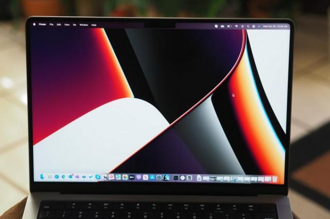 Zaslon MacBook Pro 14.