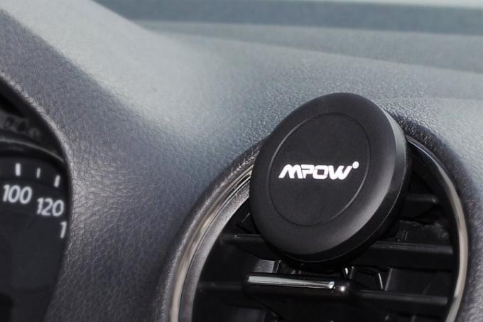 mpow-air-vent-car-mount-thumb