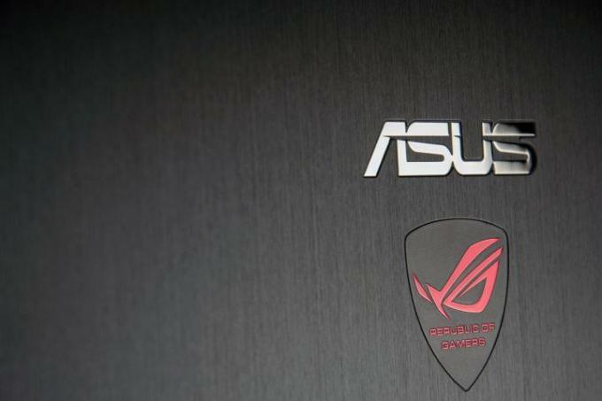 ASUS RoG G501JW DS71 логотип сзади 2