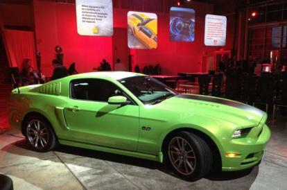 2013 m.-Ford-Mustang-pirmojo vairavimo įspūdžiai