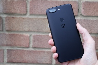 обзор oneplus 5t угловой кирпич