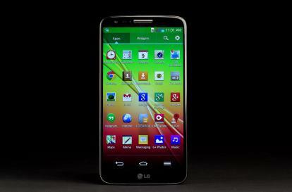 LG G2 फ़ोन की फ्रंट होम स्क्रीन