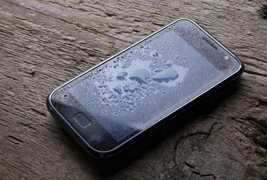 Islak iPhone�lar Nasıl Kurutulur