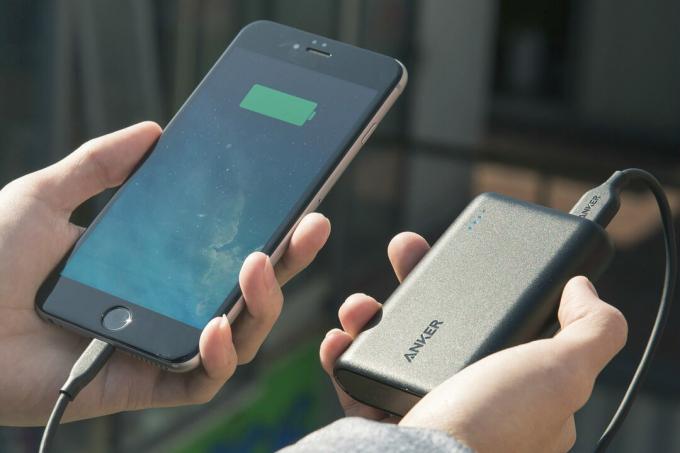 туристичне спорядження Anker PowerCore 10000 Power Bank