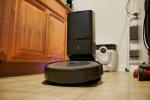 Recenzija iRobot Roomba i3 Plus: Samopražnjenje za lakši život
