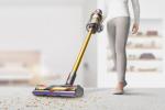 Dyson Outsize Absolute+ レビュー: 究極のスティック掃除機