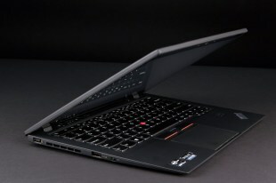 زاوية غطاء مراجعة Lenovo ThinkPad X1 Carbon Touch