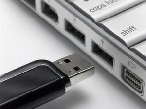 Hur man rengör USB-portarna i bärbara datorer