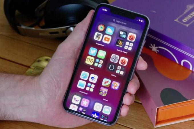 Библиотека приложений iOS 14.