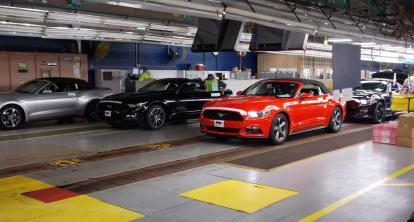 Les Ford Mustang décapotables 2015 arrivent chez les concessionnaires Mustang Frap