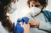 Jak se přihlásit k bezplatnému očkování proti COVID-19 od CVS