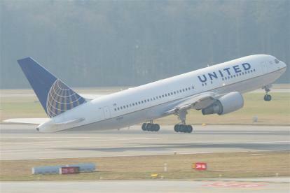 potniška letala je mogoče vdreti z uporabo Wi-Fi na krovu United Airlines