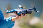 Naujasis „Skydio“ automatinio sekimo dronas iš esmės yra skraidantis A.I. Kinematografininkas