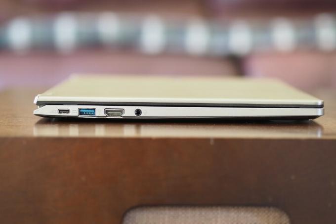 As portas disponíveis no lado direito do Acer Chromebook 514.