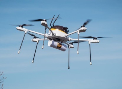 UPS išbando dronų pristatymą kaip „CyPhy“ partnerystės dalį