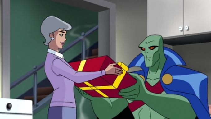 Martha Kent antaa Martian Manhunterille mukavuuden ja ilon lahjan.