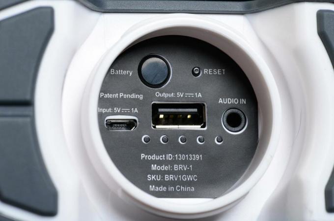 haut-parleur Bluetooth Round Up Volume II Braven Brv 1 ports arrière et commandes macro