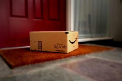 Amazon lanza entregas el mismo día en Canadá amazonsmile