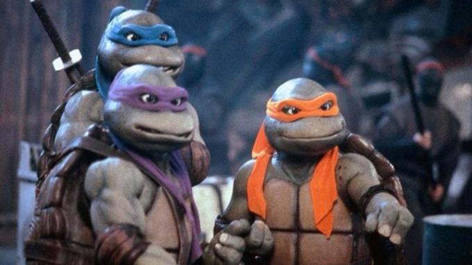 Tři z TMNT z Teenage Mutant Ninja Turtles II.