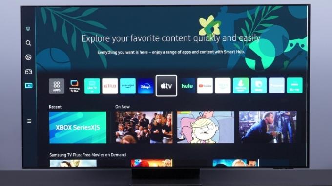 Käyttöliittymä Samsung S95C OLED -televisiossa.