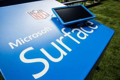 La NFL Bill Belichick renuncia a Microsoft Surface