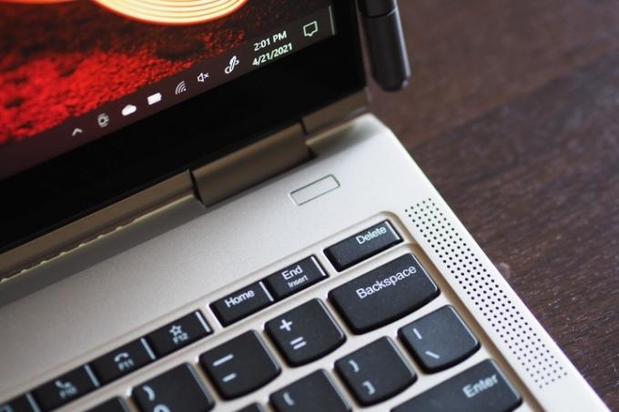Lenovo ThinkPad X1 Titanium Yoga - четец на пръстови отпечатъци