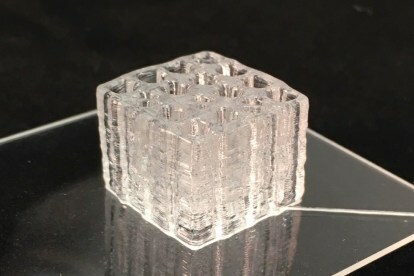 Cubo de cerveja com biorreator impresso em 3D