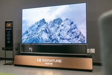 88-palcový OLED televízor LG Z9 s rozlíšením 8K HDR