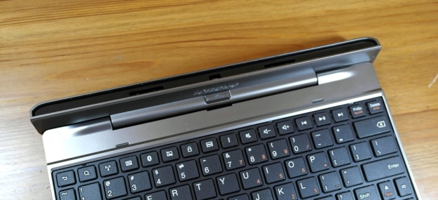 Lenovo IdeaTab S2110 ülevaate klaviatuuridoki hübriidtahvelarvuti