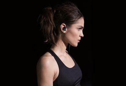 bragi dash กับ samsung gear iconx ใช้ 01