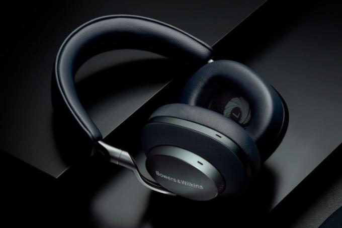 Bowers & Wilkins Px8 007 Edition trådløse hodetelefoner.