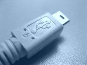 Skirtumai tarp USB prievado ir USB šakotuvo